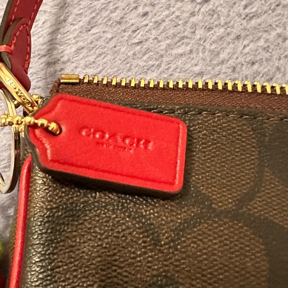 Coach Bag - Picture 3 of 5